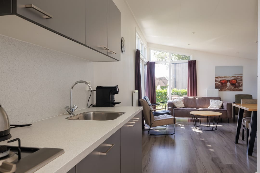 Photo 7 of Loverensestraat 11-C2