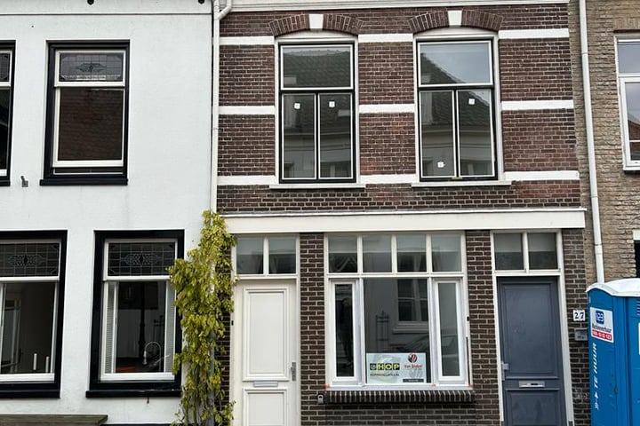 Bekijk foto 1 van Kerkstraat 25