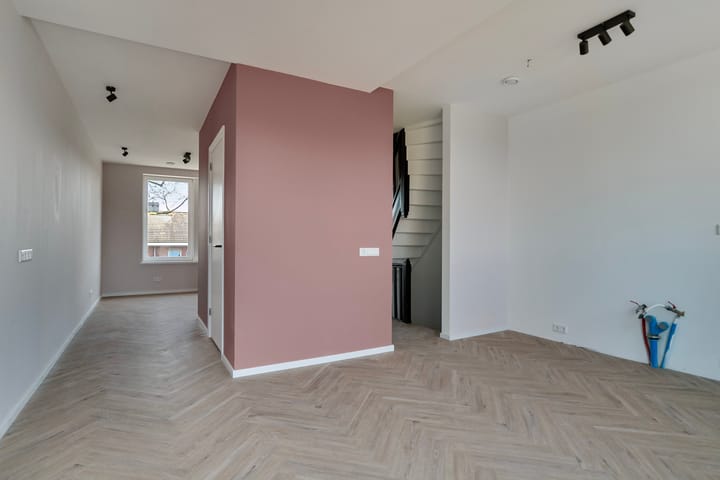 Foto 8 van Dordtsestraatweg 671-B