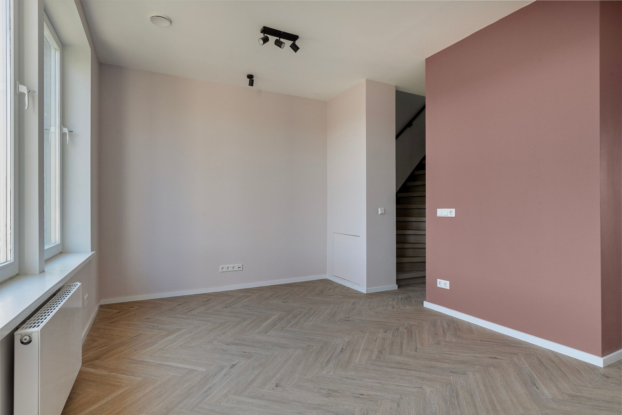 Foto 9 van Dordtsestraatweg 671-B