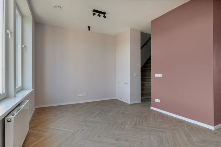 Foto 9 van Dordtsestraatweg 671-B