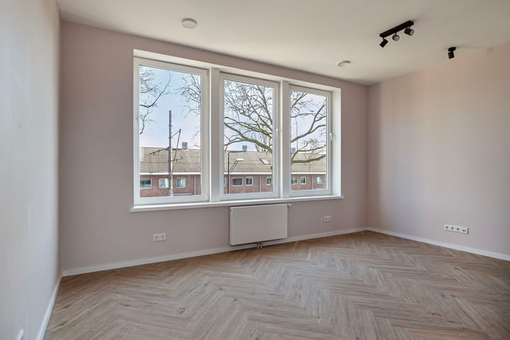 Foto 17 van Dordtsestraatweg 671-B