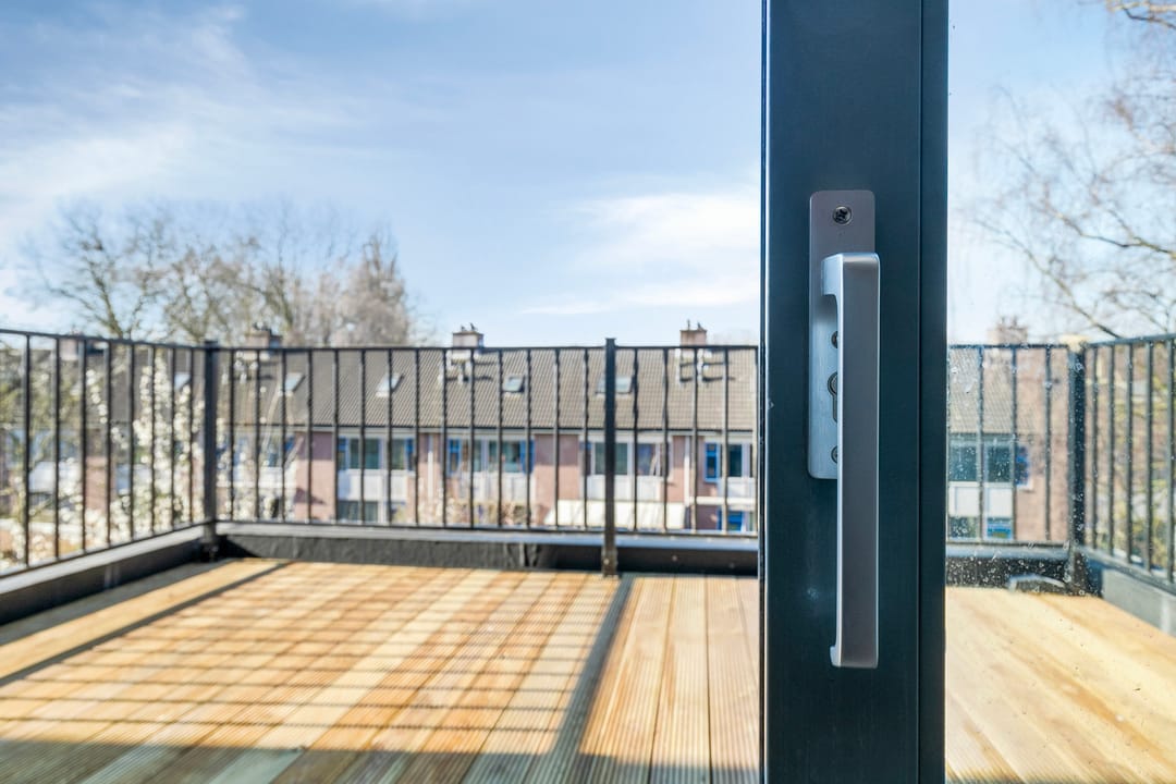 Foto 23 van Dordtsestraatweg 671-B