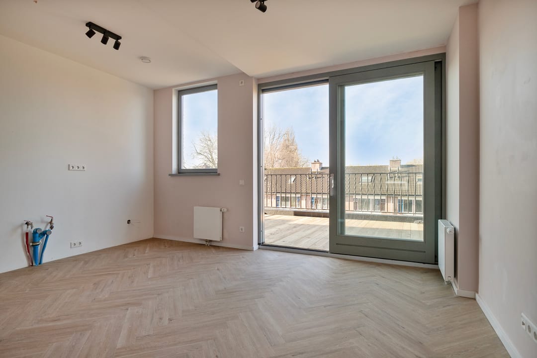 Foto 22 van Dordtsestraatweg 671-B