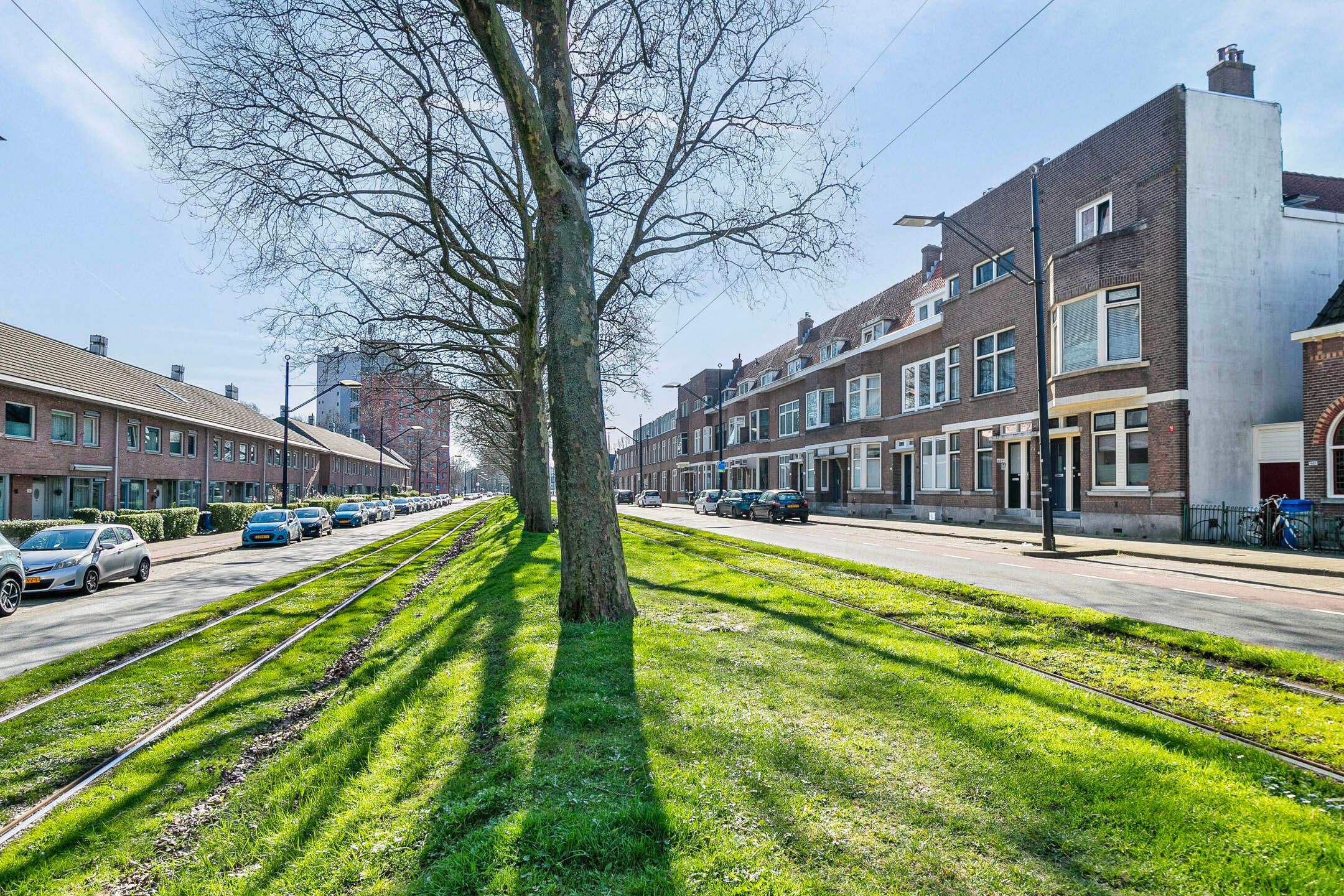 Foto 42 van Dordtsestraatweg 671-B