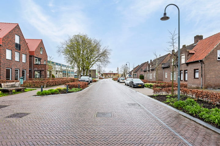 Bekijk foto 4 van Dorpsstraat 3