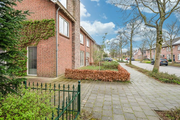 Bekijk foto 56 van Oude Bemmerstraat 40