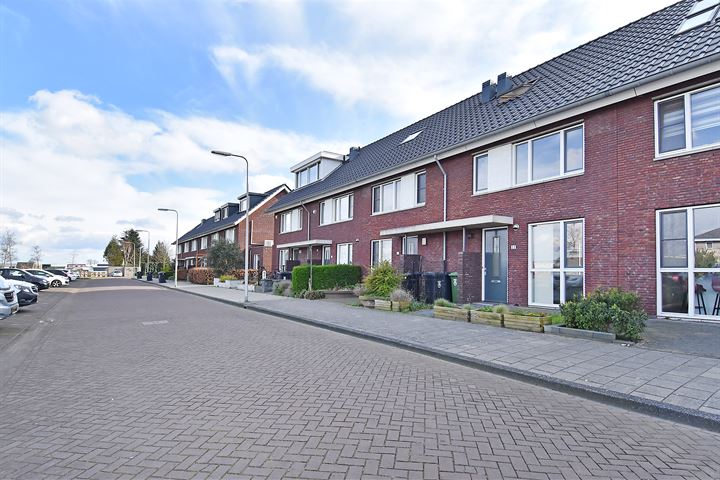 Bekijk foto 37 van Platostraat 22