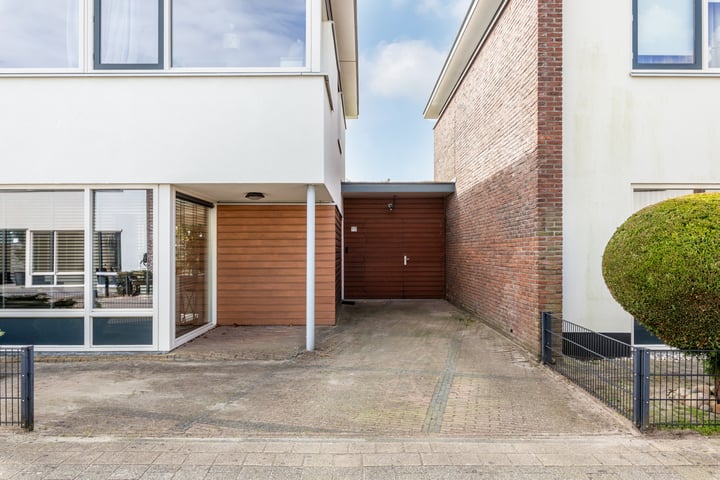 Bekijk foto 2 van Koggestraat 10