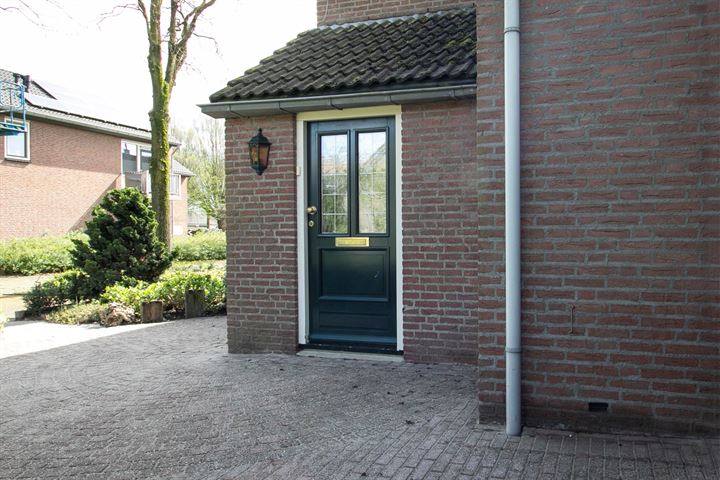 Bekijk foto 5 van Pastoor Rieterstraat 51