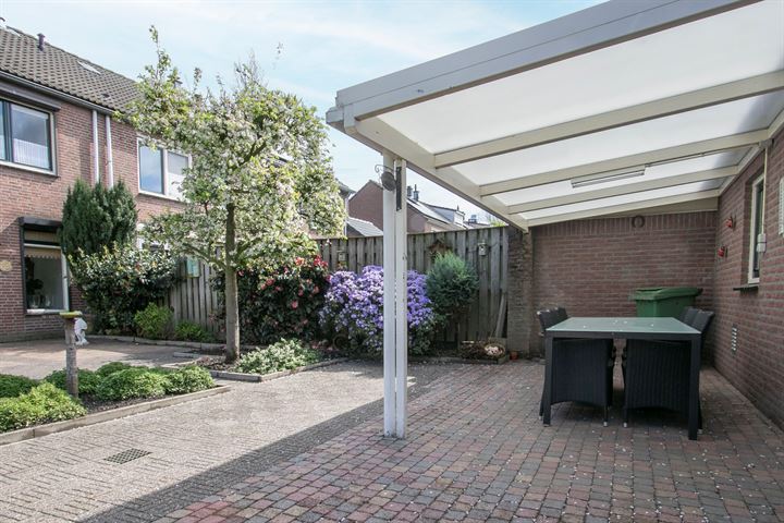 View photo 31 of Pastoor Rieterstraat 51