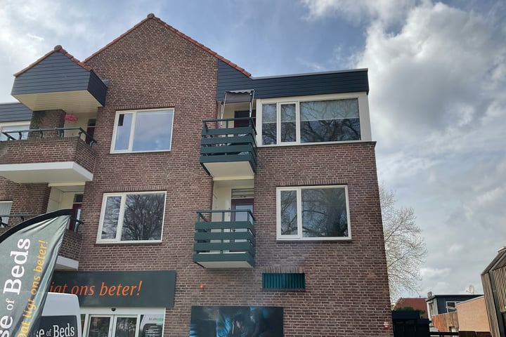 Bekijk foto 2 van Roelvinkstraat 49