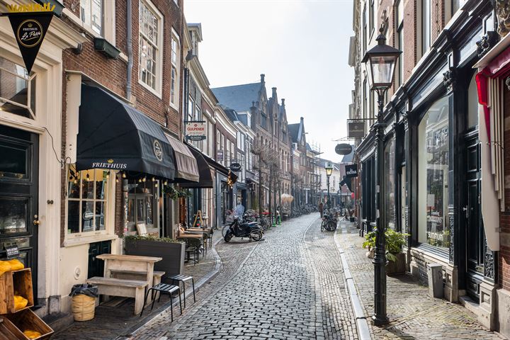 Bekijk foto 35 van Van Zeggelenplein 189