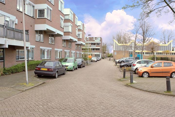 Bekijk foto 31 van Baarnhoeve 12