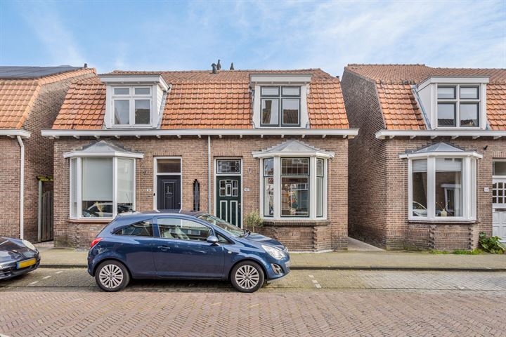 Bekijk foto 32 van Admiraal de Ruyterstraat 40