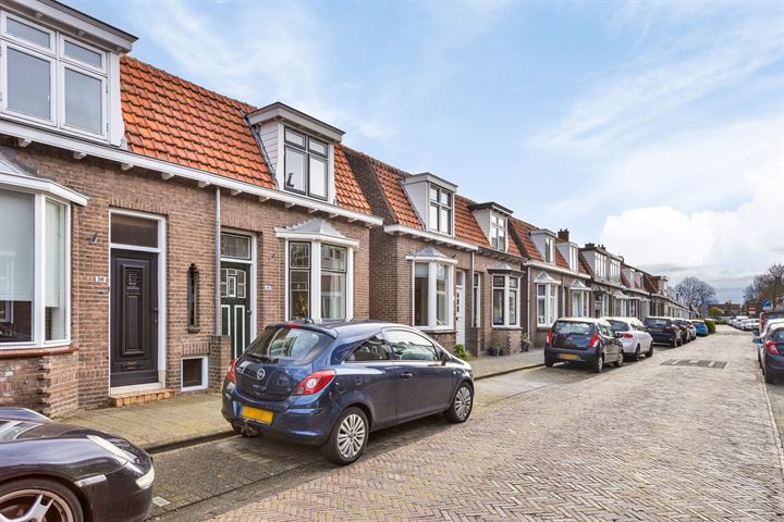 Bekijk foto 31 van Admiraal de Ruyterstraat 40