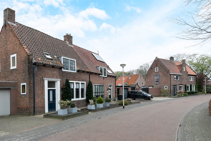 Bekijk foto 35 van Adriaan Poirtersstraat 8