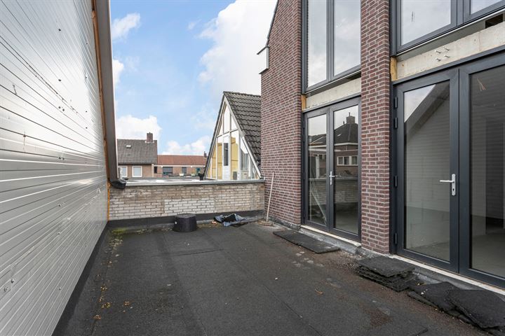 Bekijk foto 10 van Deken van Erpstraat 7