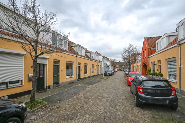 Bekijk foto 30 van Le Mairestraat 7