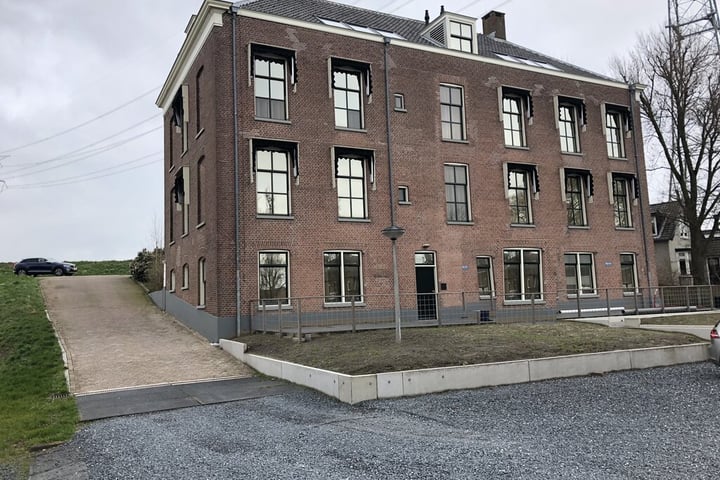 Bekijk foto 3 van Lekdijk 354-H