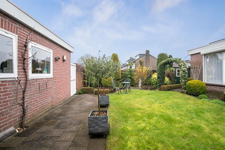 Bekijk foto 34 van Prins Hendriklaan 2