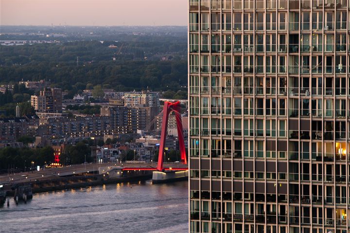 Bekijk foto 19 van Landverhuizersplein 152