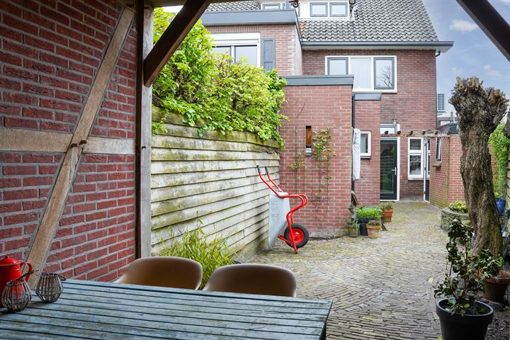 Bekijk foto 35 van Jan van Galenstraat 1