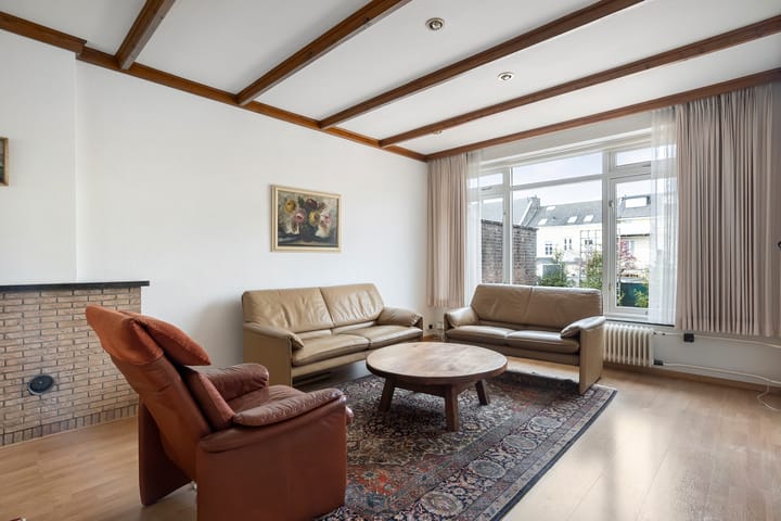 Foto 7 van Louis van der Maesenstraat 11