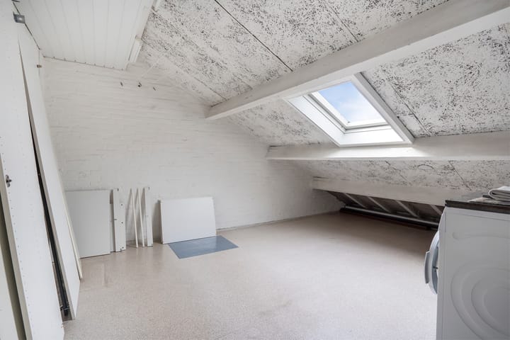 Foto 29 van Louis van der Maesenstraat 11