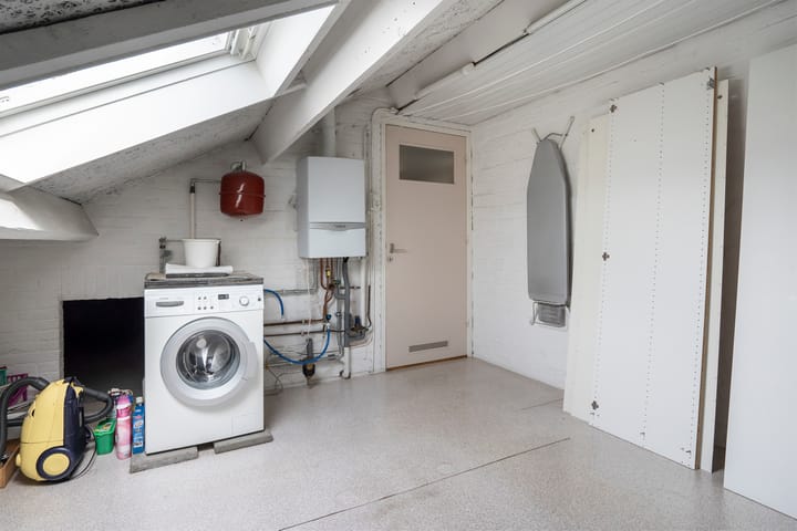 Foto 28 van Louis van der Maesenstraat 11