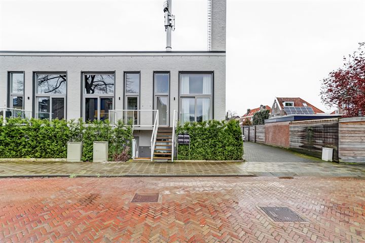 Bekijk foto 3 van Van Neercasselstraat 3-E