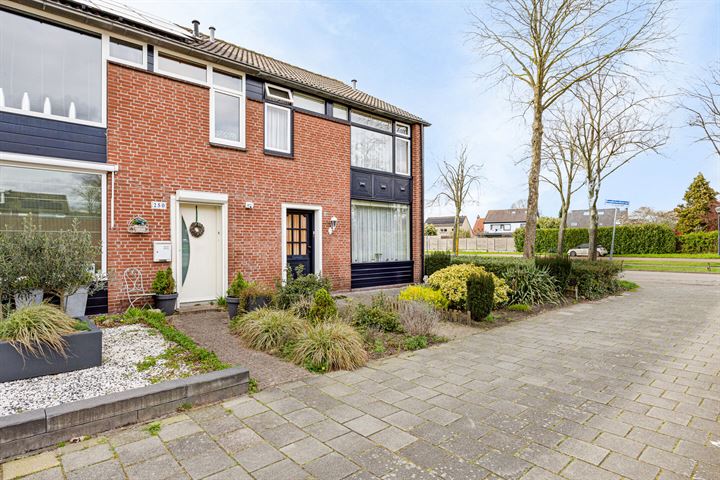 View photo 44 of Heusdenhoutsestraat 248