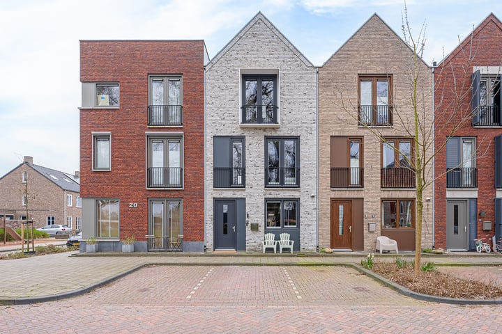 Bekijk foto 1 van Van Wulfften Palthestraat 22