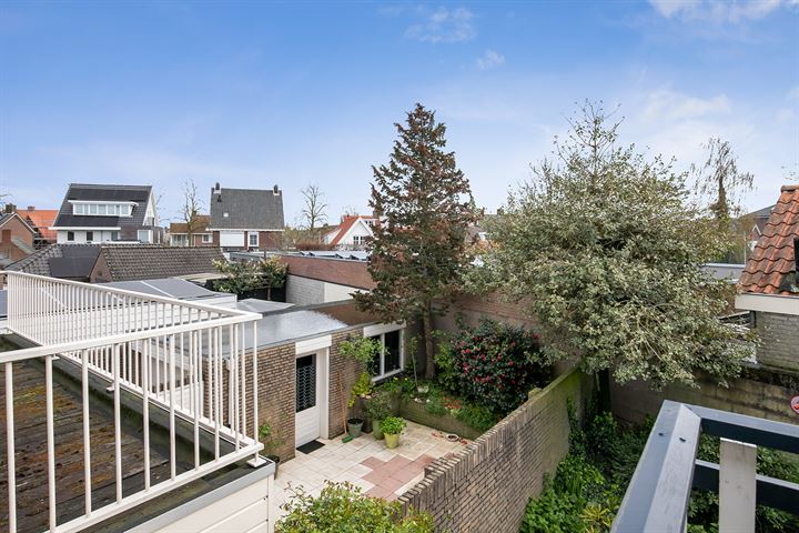 Bekijk foto 34 van Nassaustraat 14