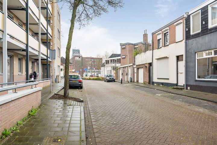 Bekijk foto 22 van Bierstraat 21