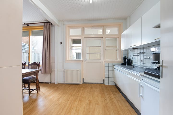 Foto 16 van Parallelweg 8