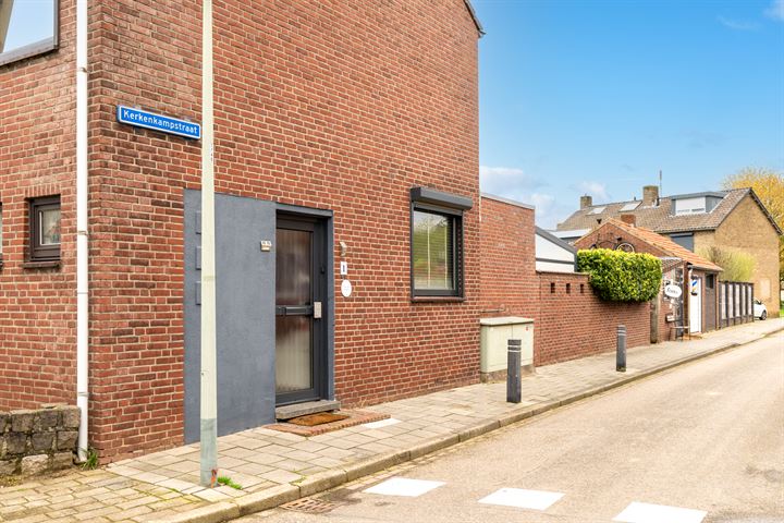 Bekijk foto 25 van Kerkenkampstraat 1