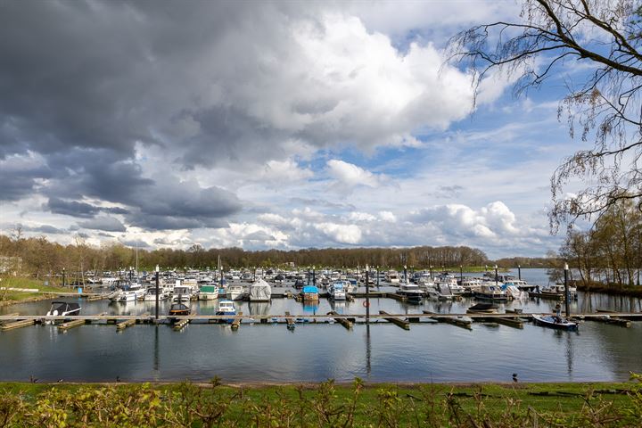 Bekijk foto 45 van Broekweg 5