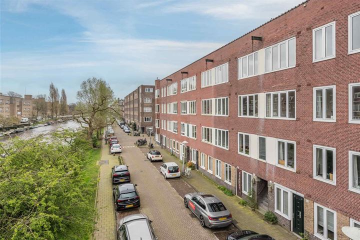 Bekijk foto 1 van Amstelkade 87-H