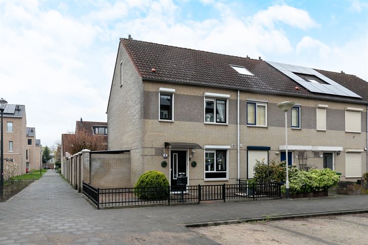 Bekijk foto 7 van Jan Ligthartstraat 8