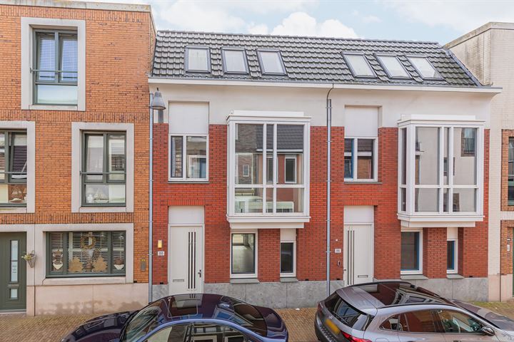 Bekijk foto 1 van Prins Hendrikstraat 88