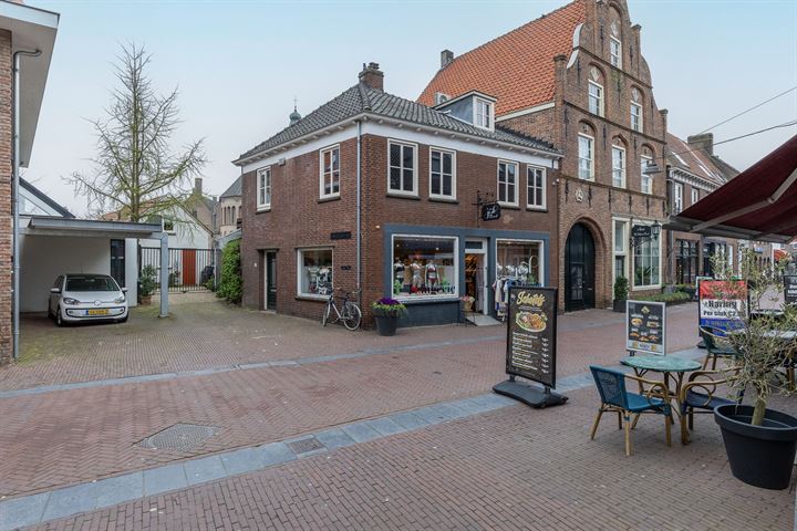 Bekijk foto 35 van Langestraat 13