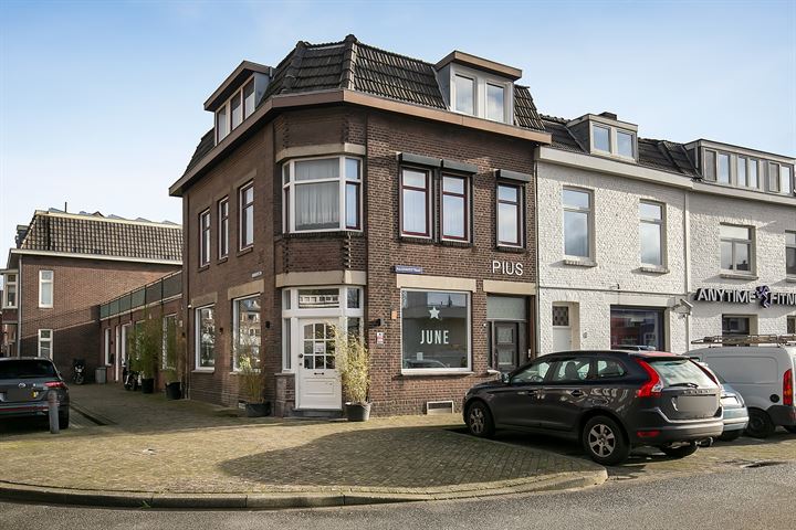 Raadhuisstraat 10, Maastricht