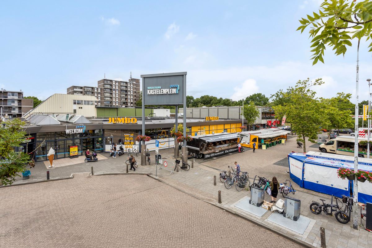 View photo 2 of Kastelenplein 64-82