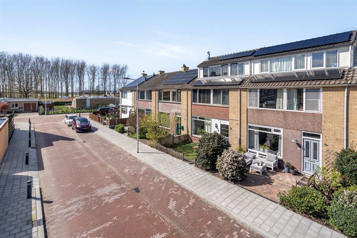 Bekijk foto 37 van Busken Huetstraat 4