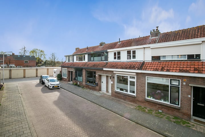 View photo 31 of Dwarsstraat 29