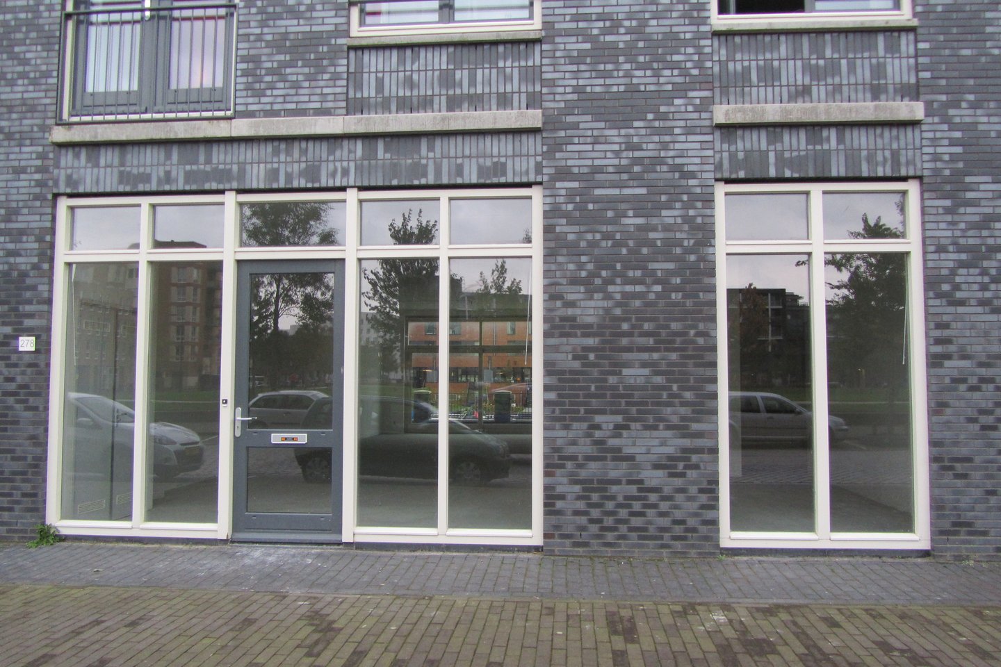 View photo 2 of Emmy Andriessestraat 278