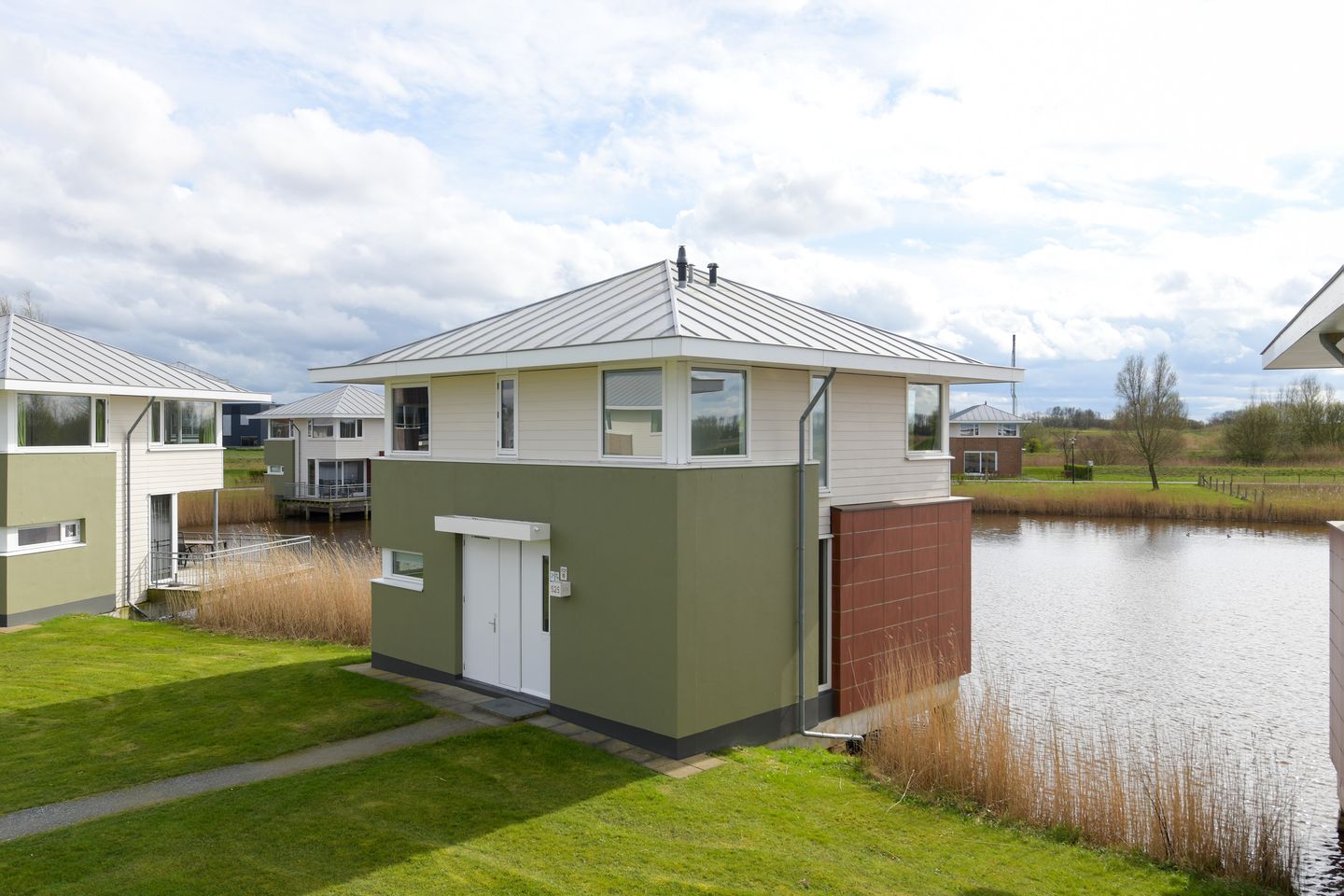 Foto 29 van Smokkelaarshoeke 25-525