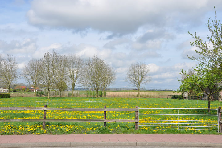 View photo 12 of Stationsstraat