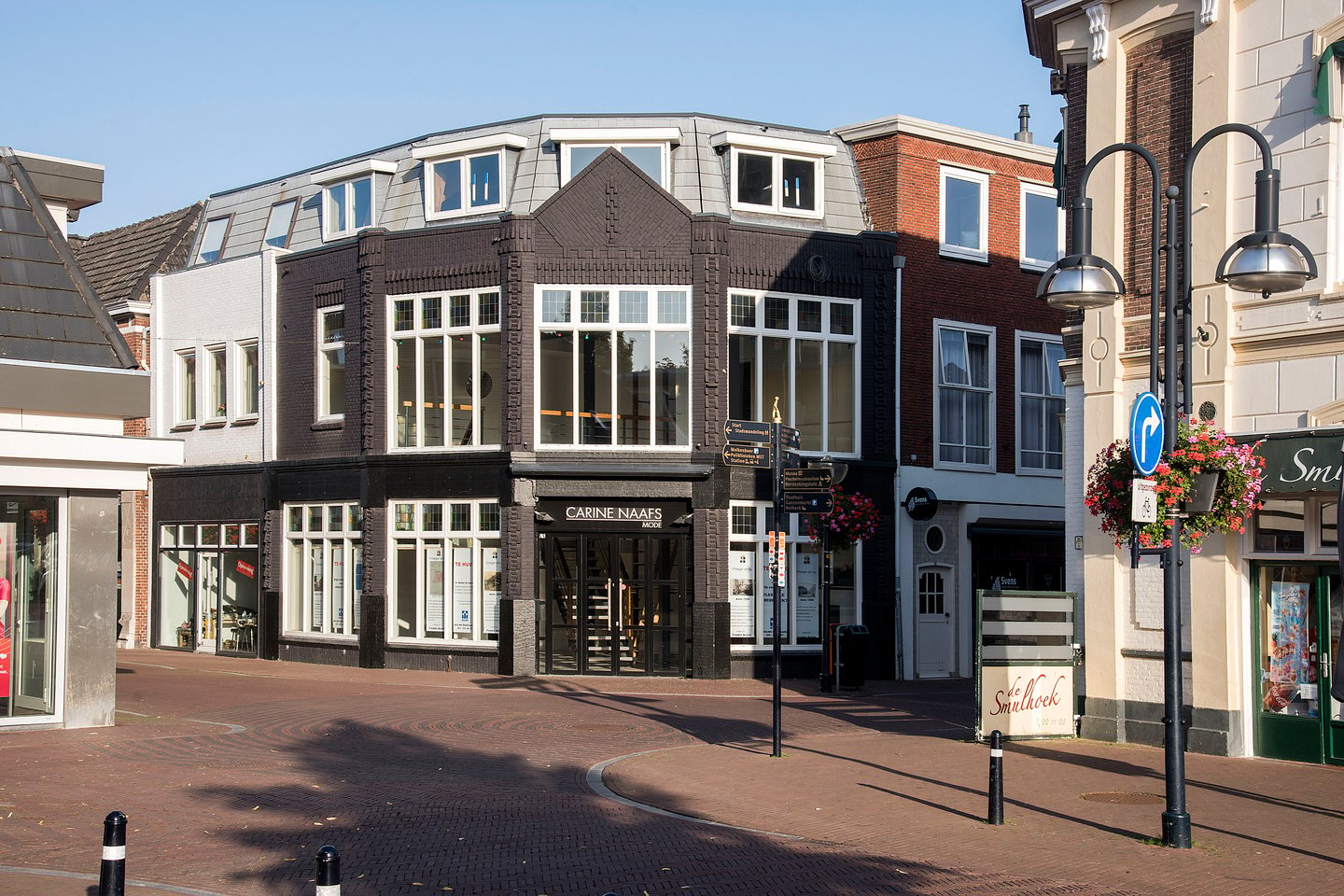 Bekijk foto 1 van Deurningerstraat 2